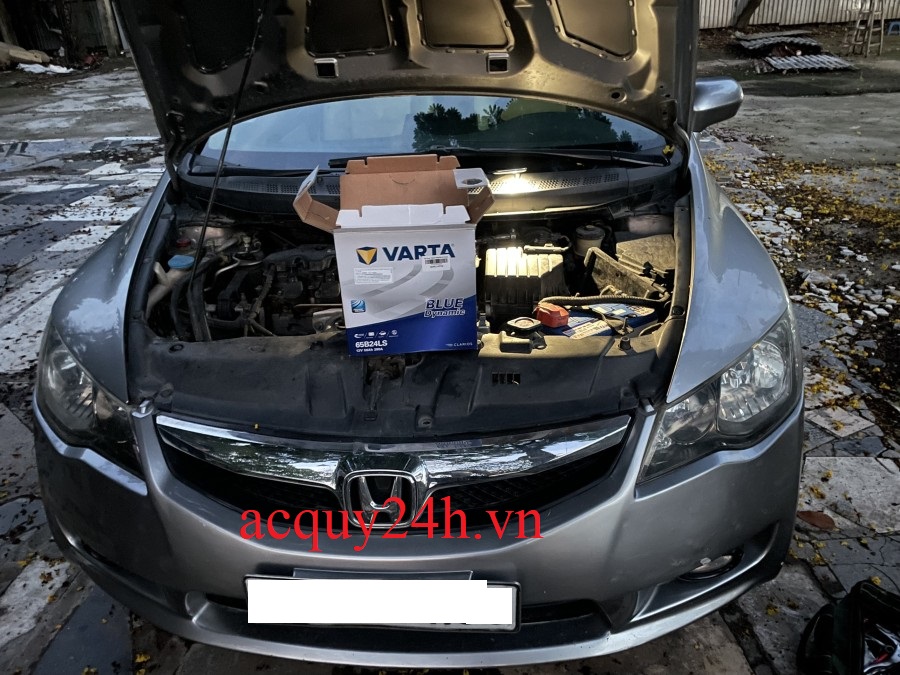 Thay bình ắc quy Varta cho Honda Civic