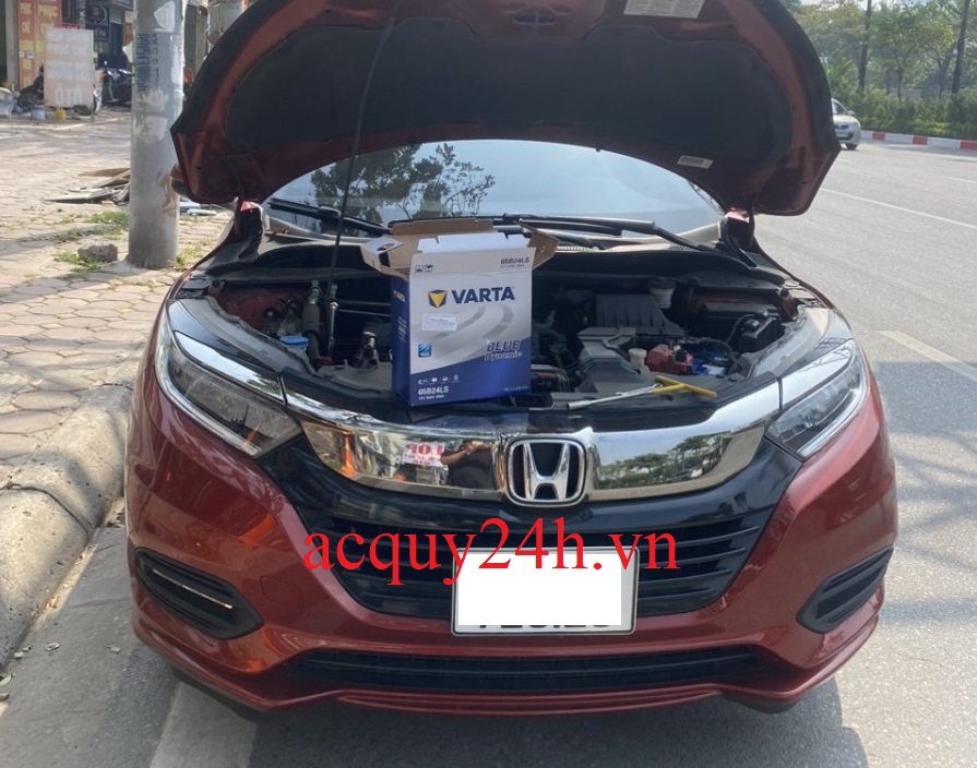 Thay bình ắc quy Varta 65B24LS cho Honda HRV