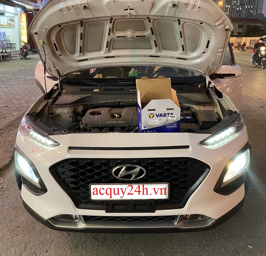 Thayắc quy Varta din60 cho hyundai kona