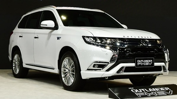 Xe Mitsubishi Outlander