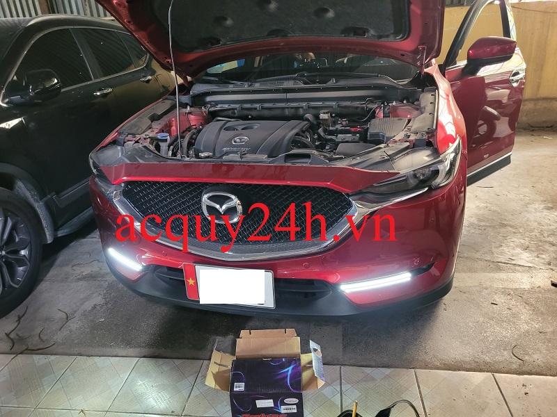 Thay ắc quy Emtrac 90D23L bảo hành 15 tháng cho Mazda CX5