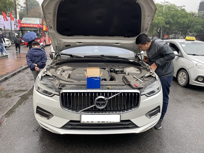 Thay ắc quy Phụ xe Volvo chính hãng tận nơi