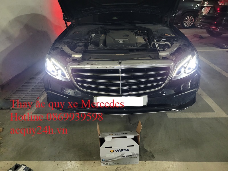 Thay ắc quy Varta AGM cho xe Mercedes C300