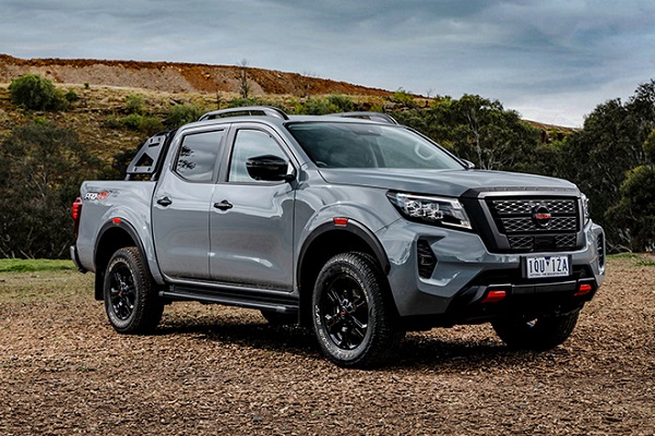 Ắc quy cho Nissan Navara