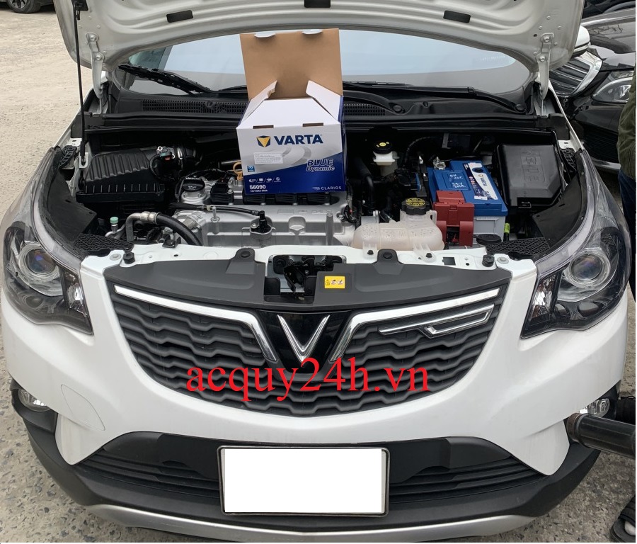 Thay bình ắc quy Varta din 45 cho Vinfast Fadil