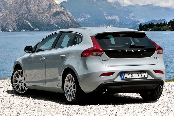 Bình ắc quy xe Volvo V40