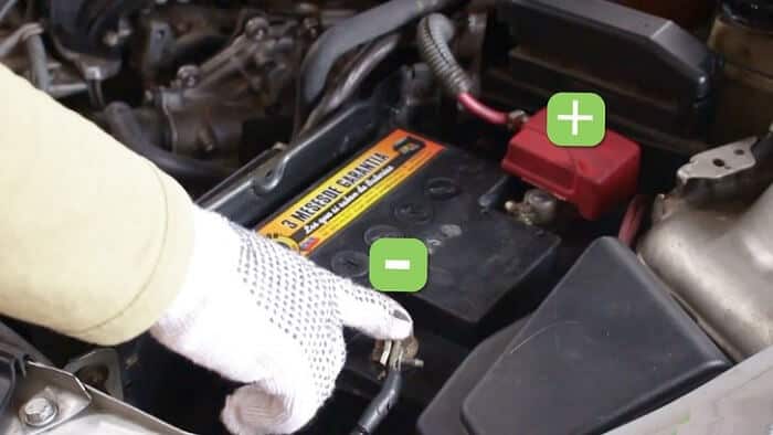 Hướng dẫn thay ắc quy